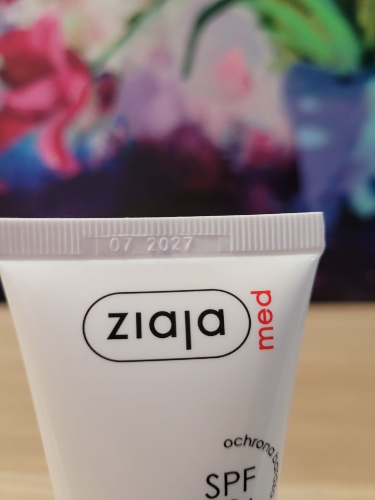 Ziaja SPF 50+ kuracja ochronna UVA+UVB przeciwzmarszczkowy krem do twa