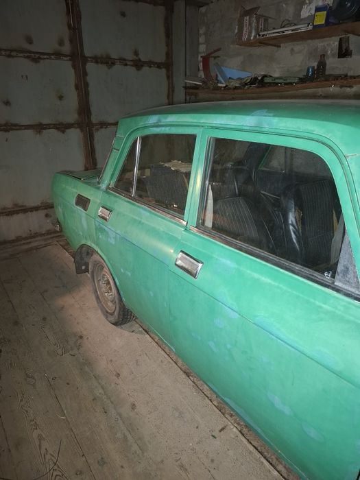 Продам Москвич 2140
