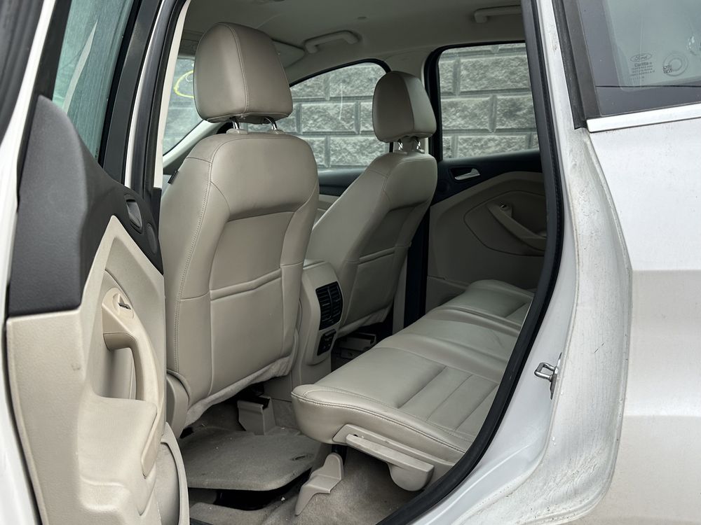 Крило ліве під зарядку люк лючок Ford C-max mk2 2011-2018 L