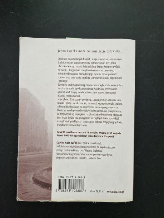 5759. "Cień wiatru" Carlos Ruiz Zafon