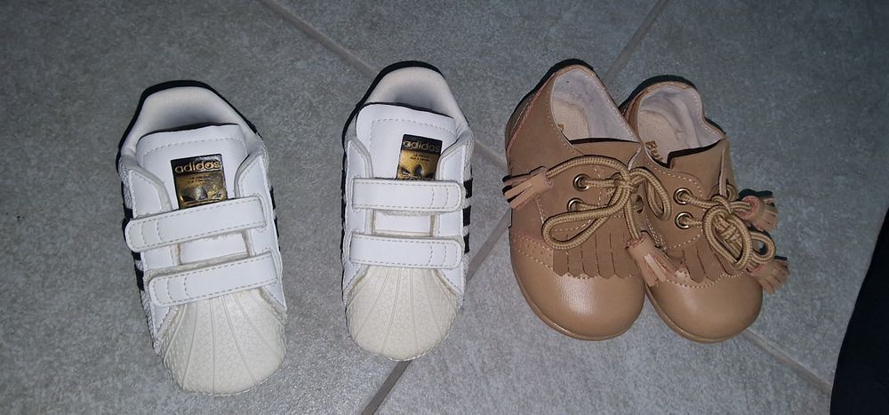 Tenis e sapatinhos