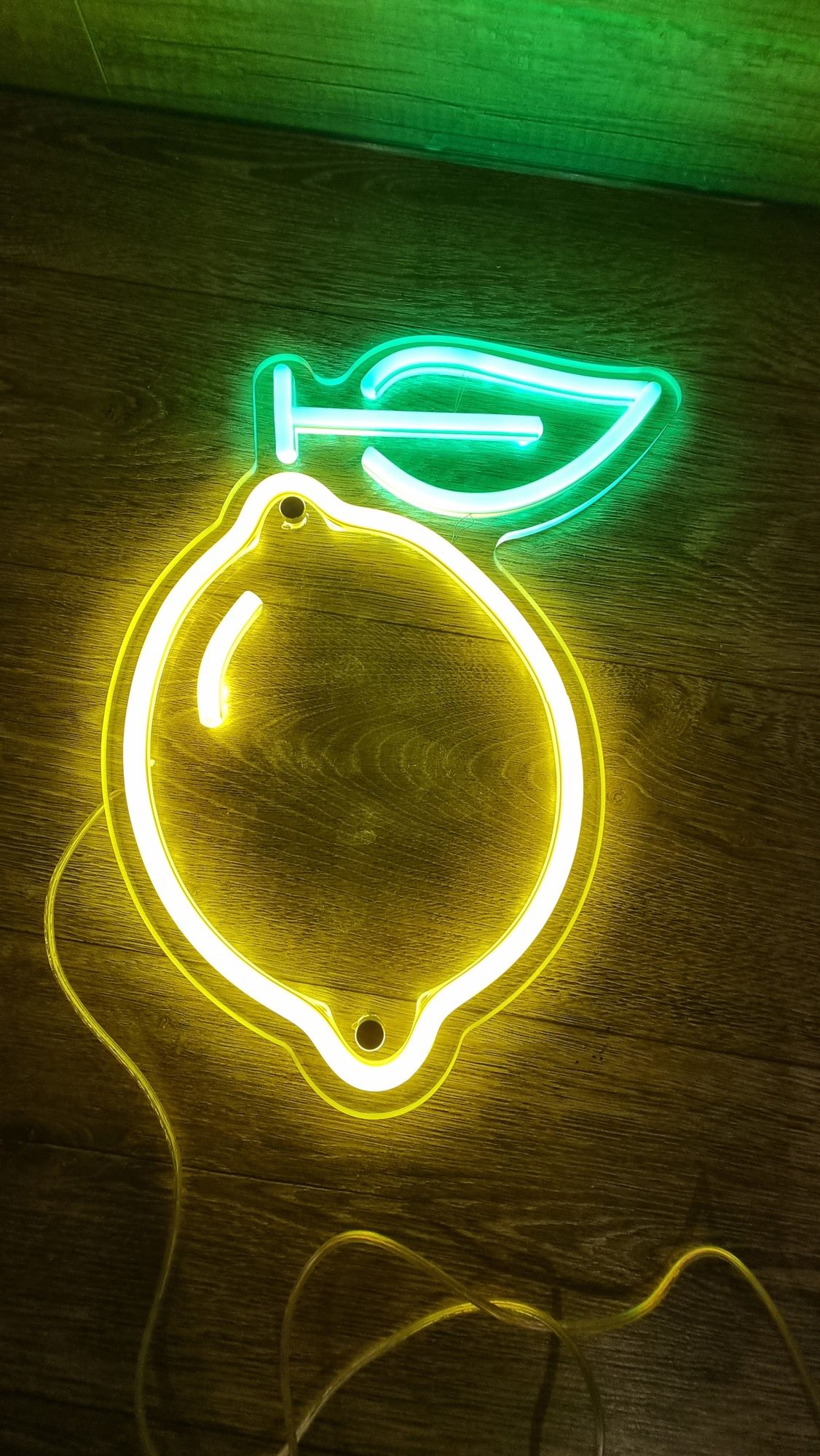 Neon led cytryna na ścianę 34x30cm
