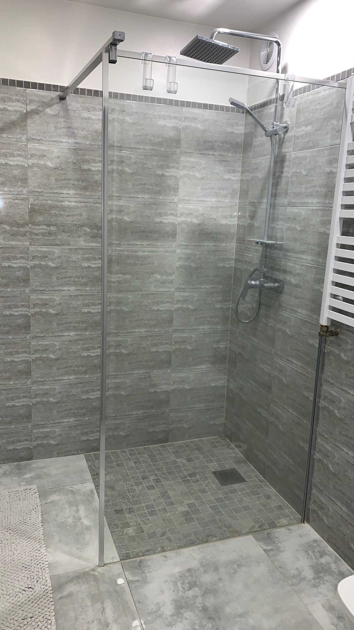ścianka prysznicowa walk-in