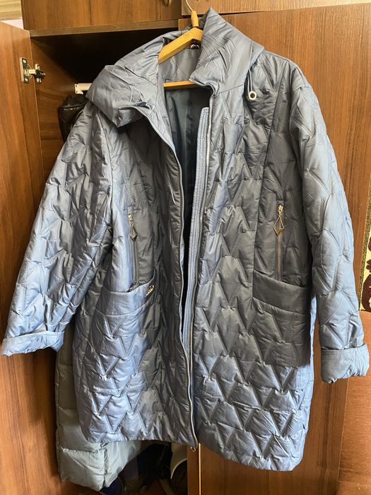 Пальто демісезонне жіноче (куртка) Великий розмір 70