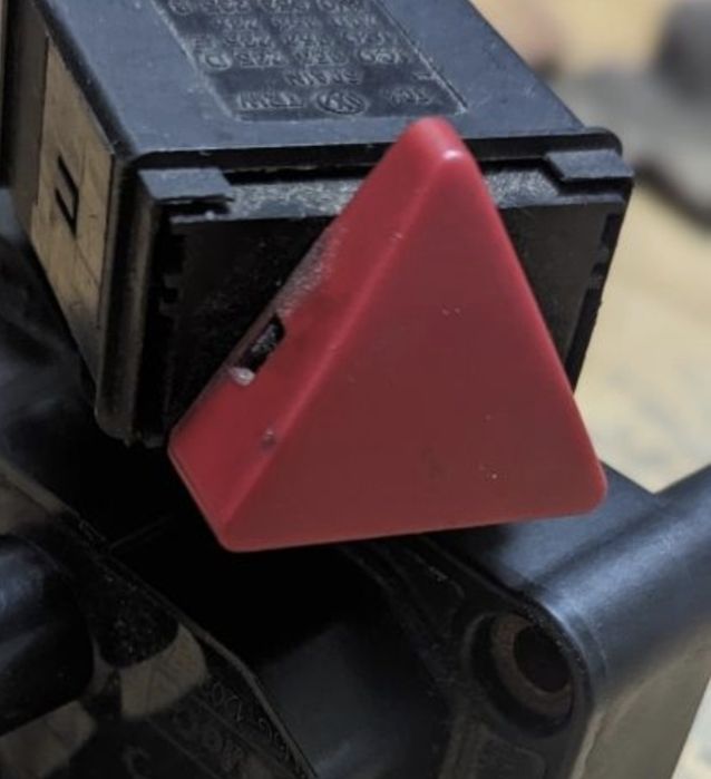 кнопка аварійки vw t4