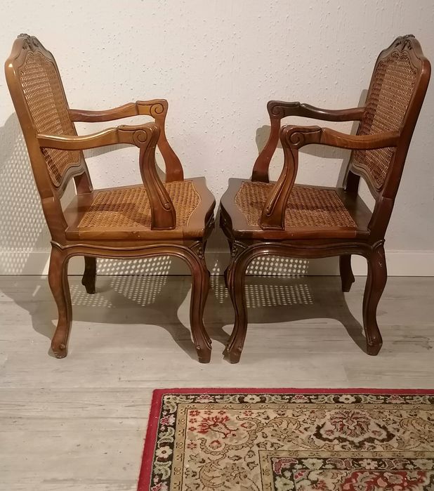 Par pequenas Bergeres de Lareira (Cadeirões Cadeiras) Luís XV Palhinha