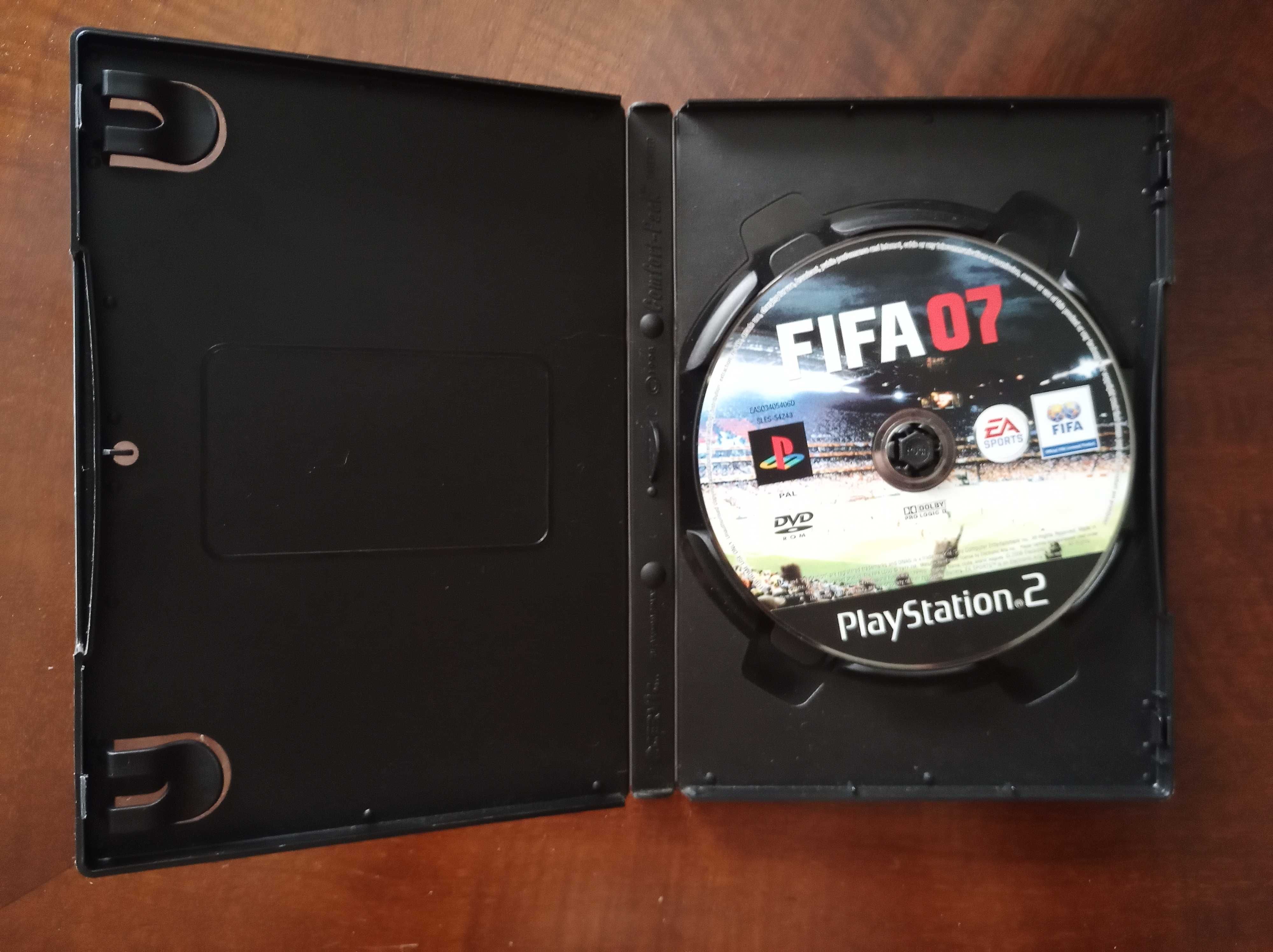 4 Jogos PS2 + 1 PS1 usados