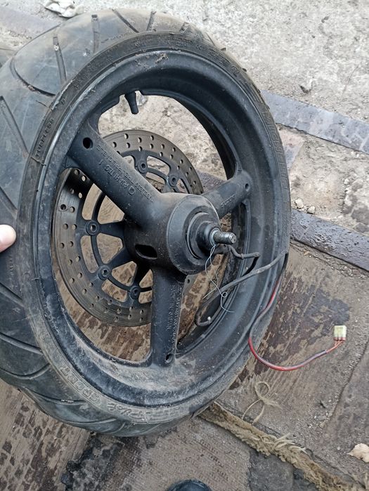 Колеса від Suzuki SV400