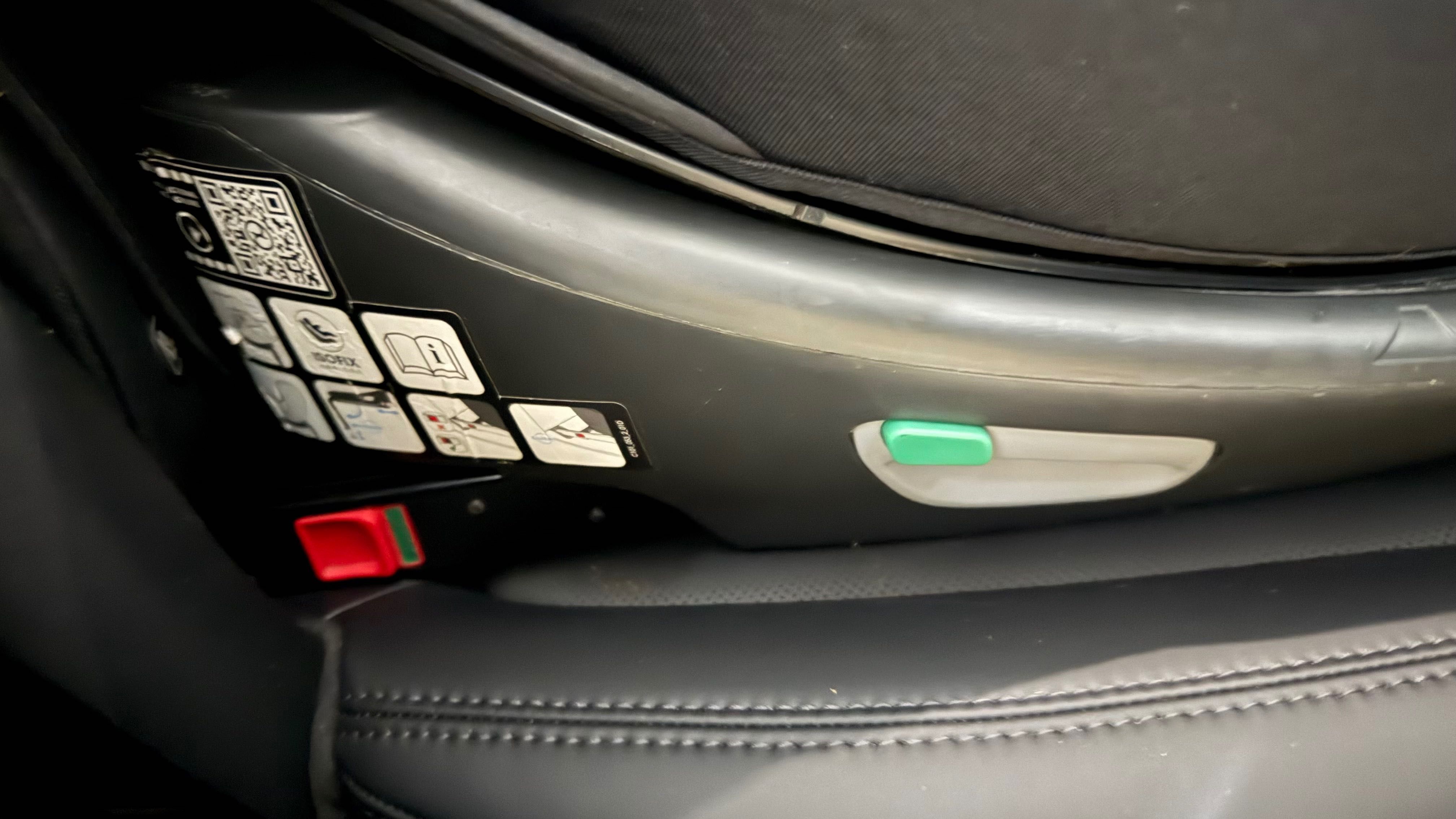 Cybex auto chair ISOFIX