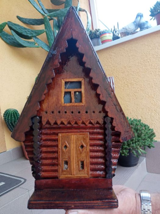 Хатинка радіоточка декор