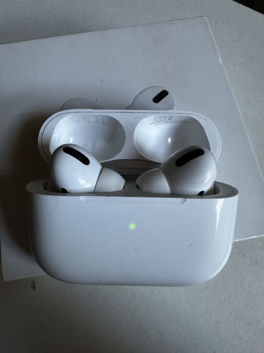 Наушники AirPods PRO/Оригинал (безпроводная зарядка)