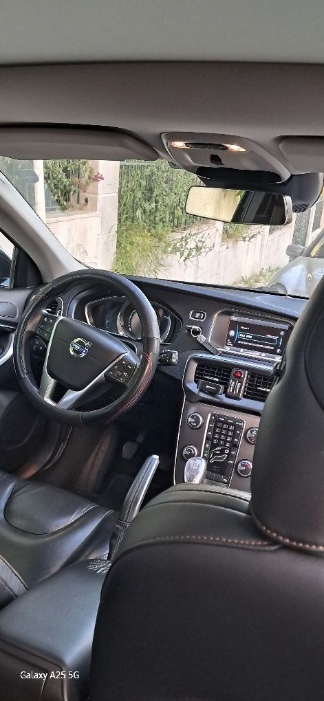 Volvo V40 CC 1.6 D2 2014
