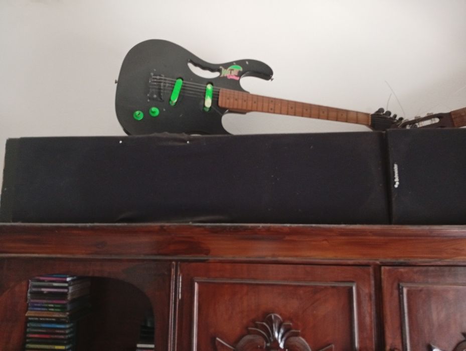 Coluna de som Schneider