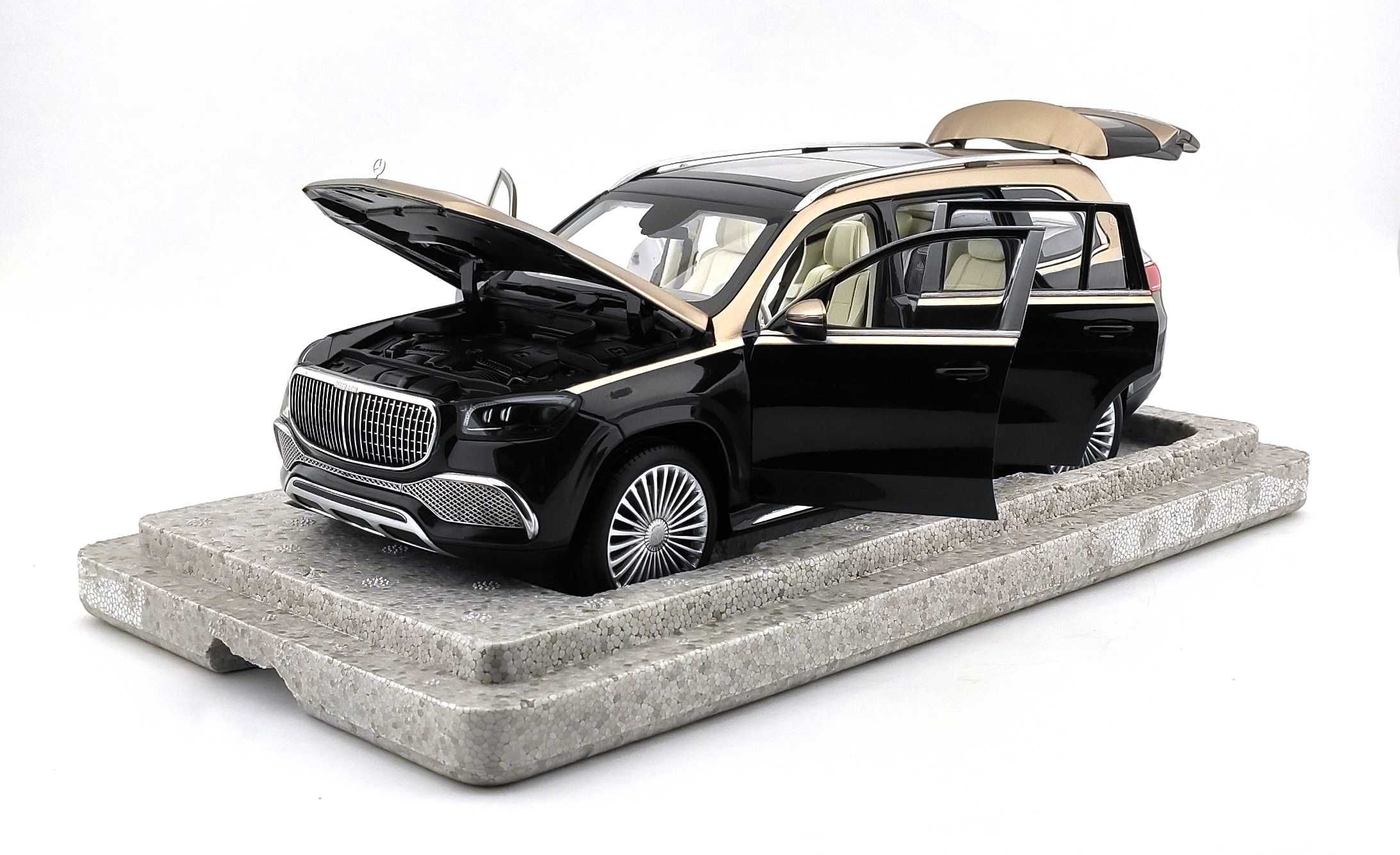 1/18 Mercedes Benz Maybach GLS 600 X167 black-gold Paragon