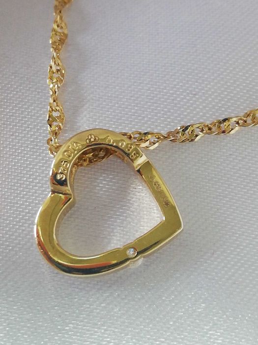 WŁOSKI złoty wisiorek z brylantem. CERTYFIKAT