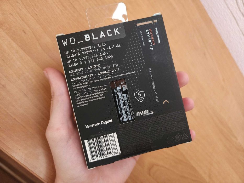 WD Black SN850X 4TB NVMe SSD (WDS400T2X0E)