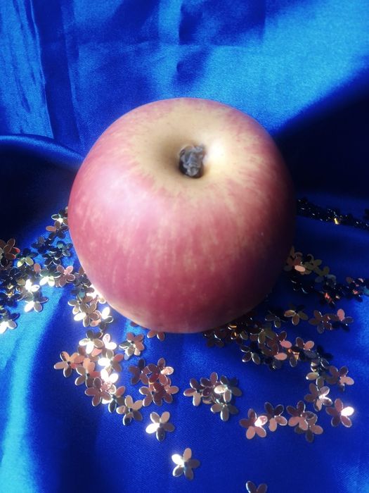 Искусственные фрукты яблоко лимоны макет штучне яблуко подарок