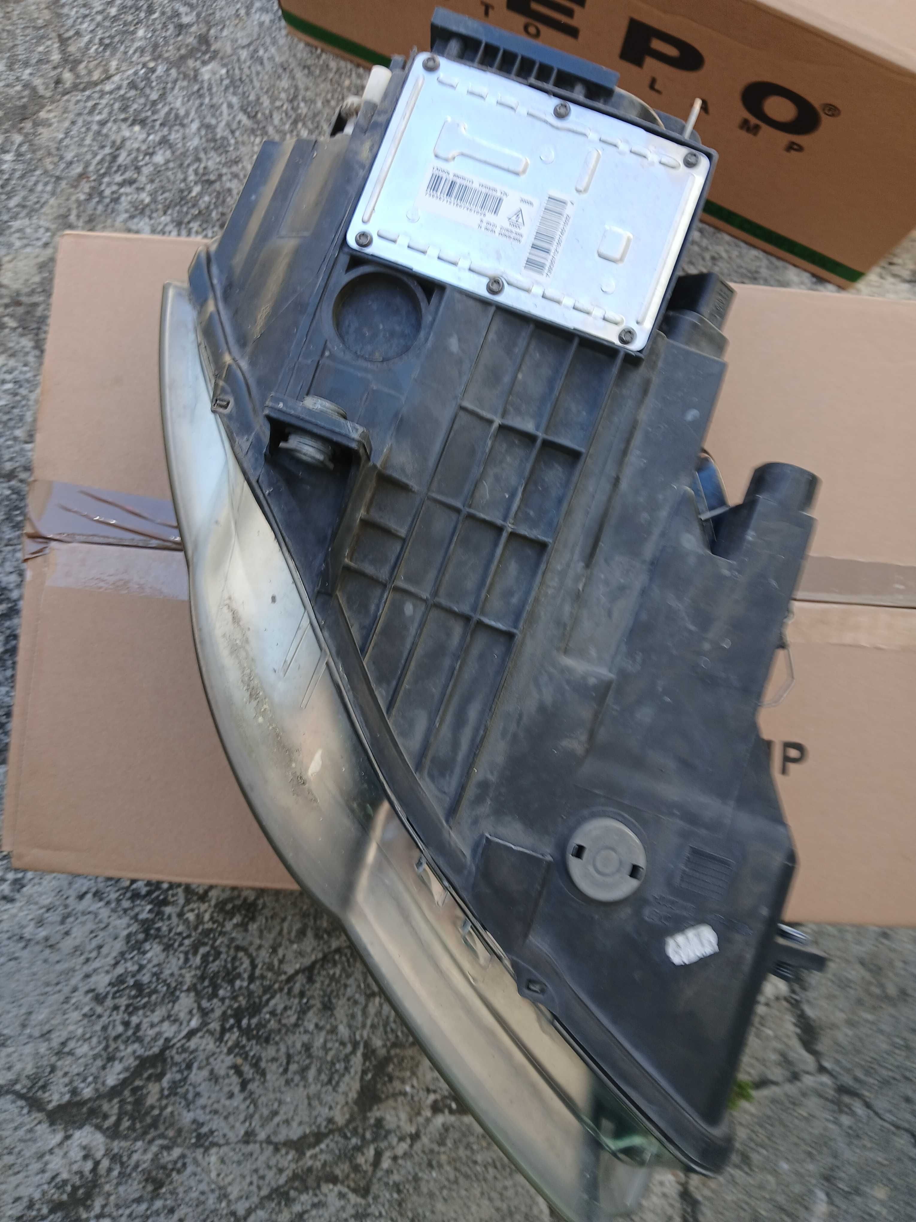 Otica farol VW Passat 2006