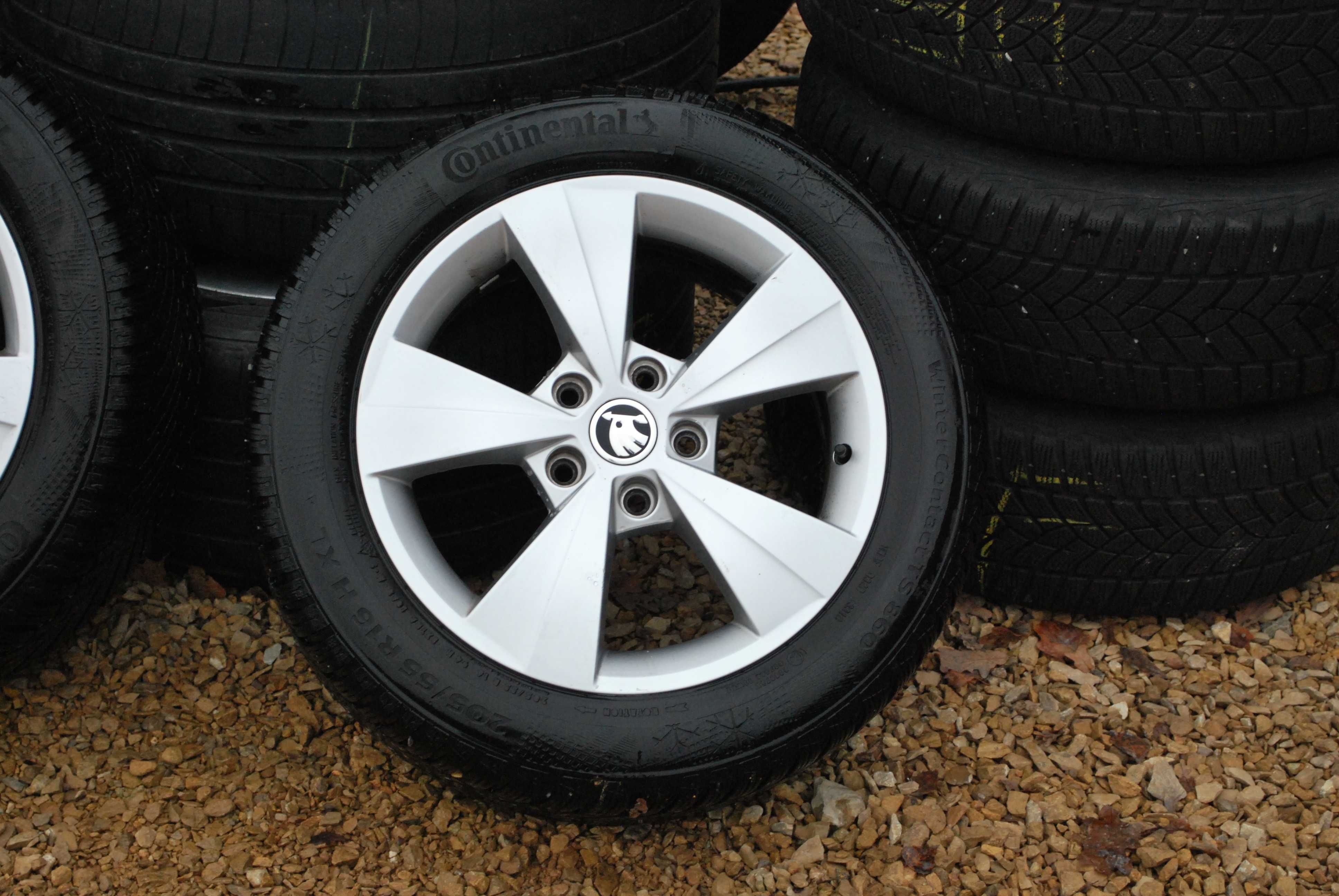 Koła 205/55 R16 5x112 Alufelgi + opony zimowe 6mm Skoda Octavia Scala