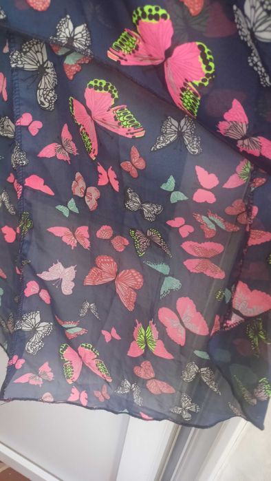 Сукня в метеликах, розмір М