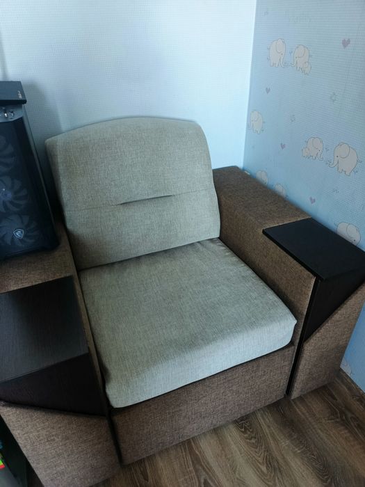 Розкладне крісло