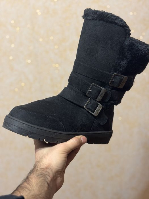 Ботинки Угги женские зимние