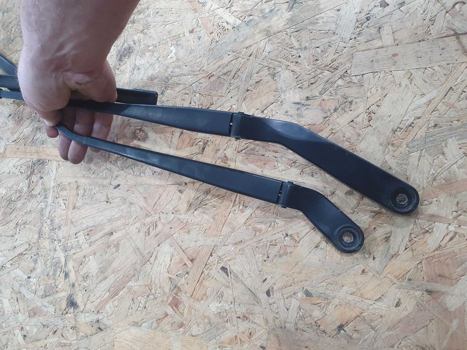 Ramię ramiona wycieraczek przód zaślepki Vw Polo 9n 4 IV 1.2 4r