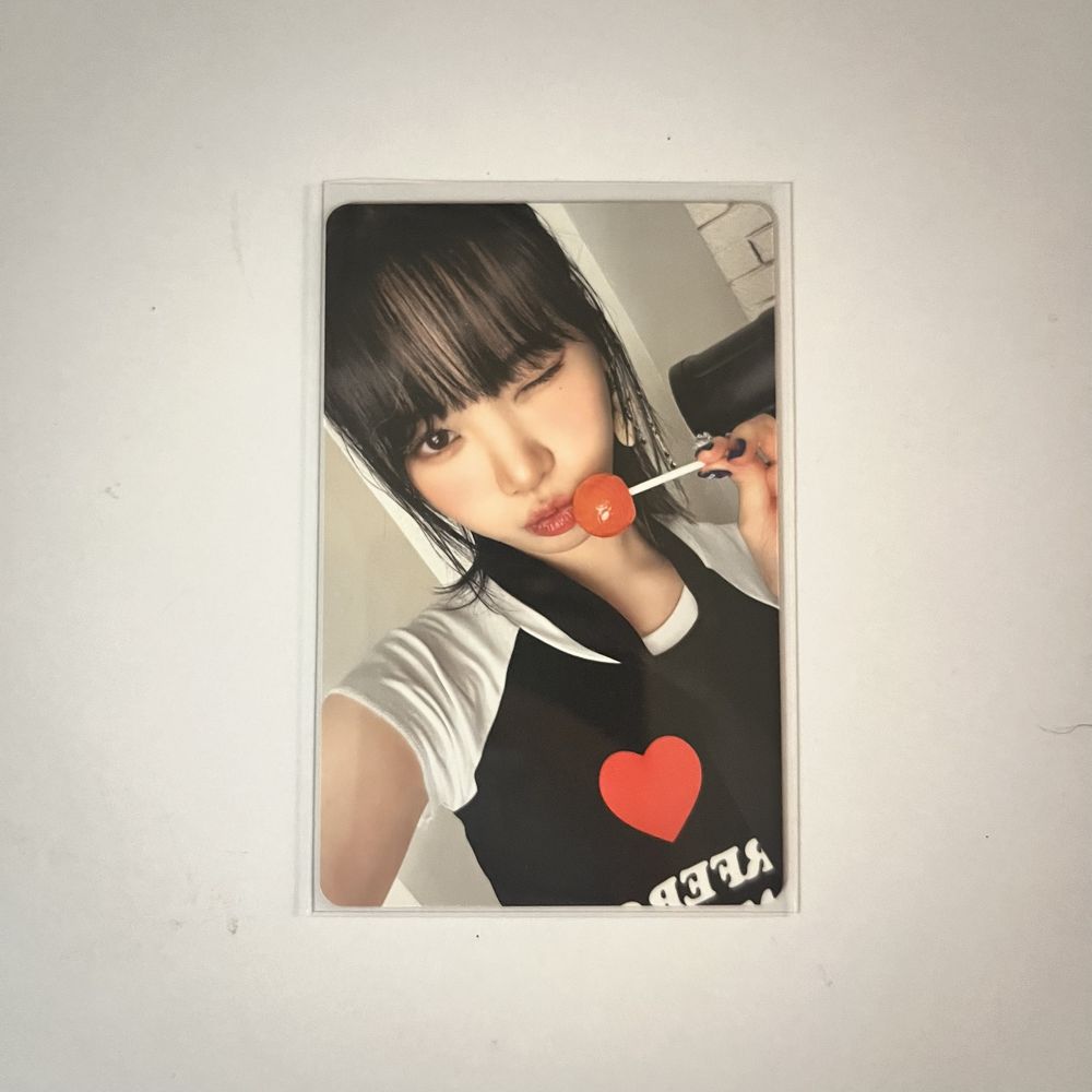 Chaewon le sserafim kpop photocard
