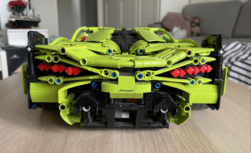 Lego Technic 42115 Lamborghini Sian