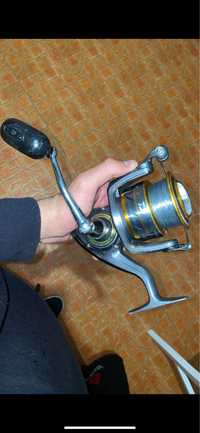 Carreto daiwa crossfire 5000