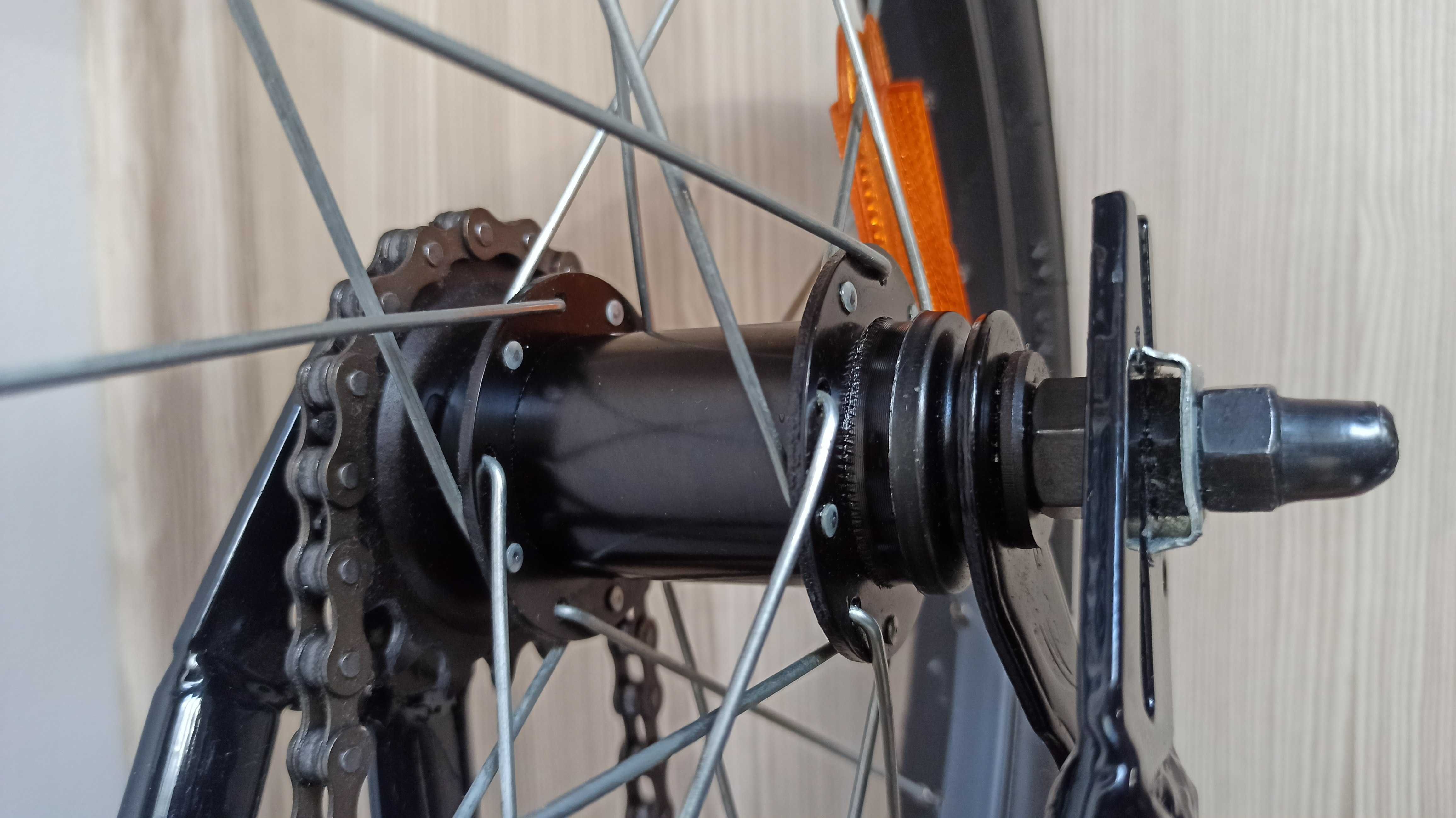 Kross RACER 3.0 16 cali, boczne kółka, pałąk, Kask B-Twin + Gratis