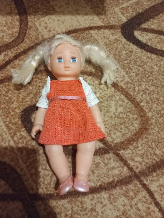 Продам куклу говорящая Bella