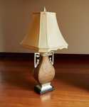 Lampa na stolik nocny