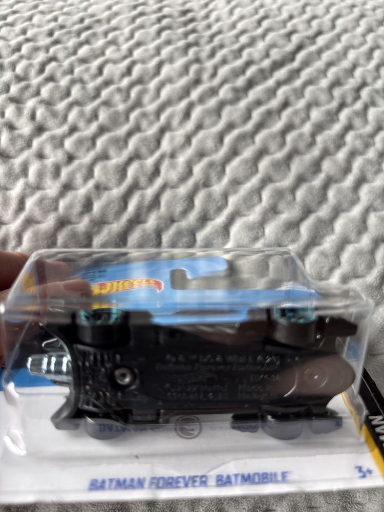 Hot wheels batman forever batmobile TH 2024