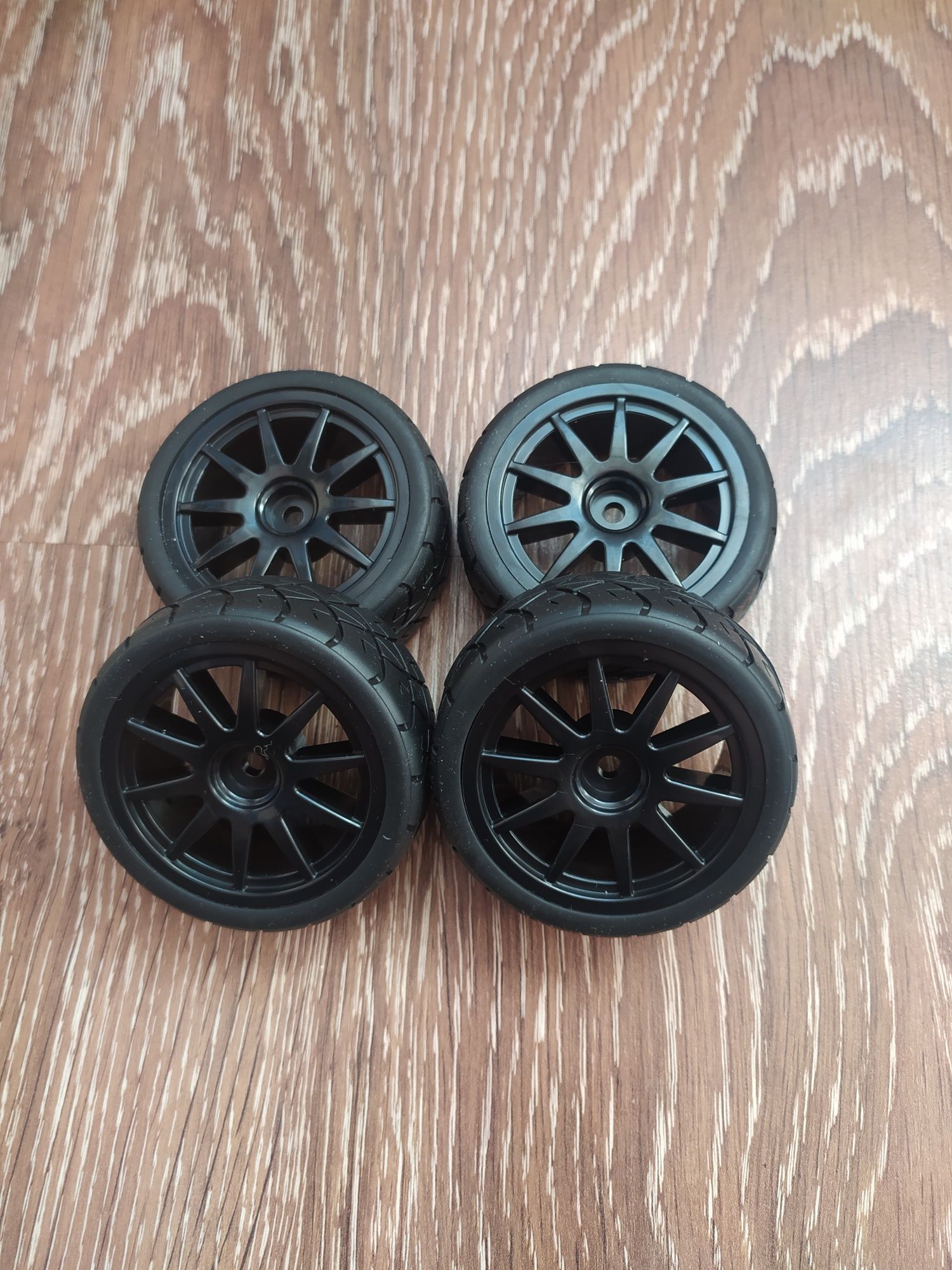 Колеса для WLtoys ZD Racing Arrma Senton Traxxas та інших
Можу продати