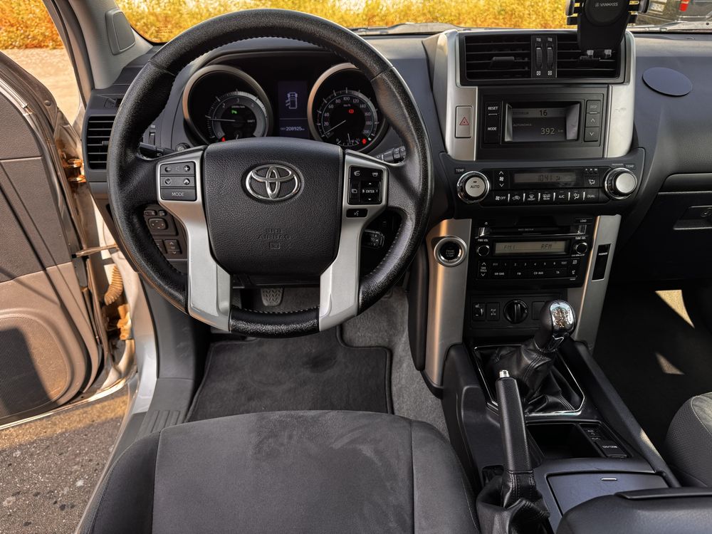 Toyota Land Cruiser 150 3.0 D-4D 190CV - Manual