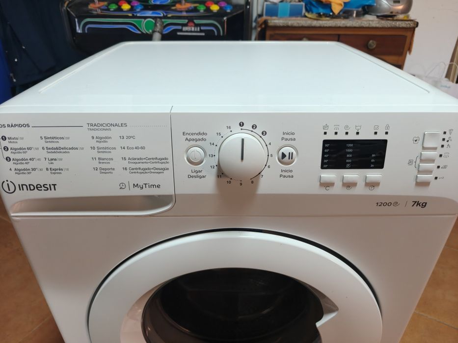 Máquina Lavar Roupa Indesit para peças/reparação