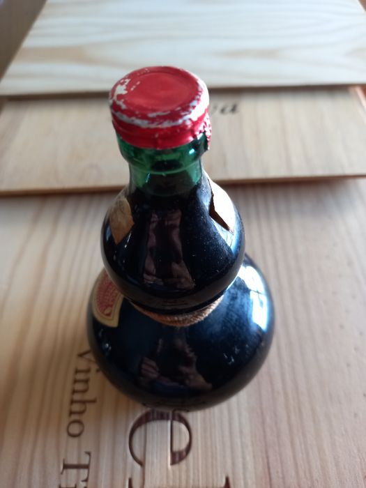 Rosé Bela - mini garrafa modelo cabaça Fonseca wine bottle