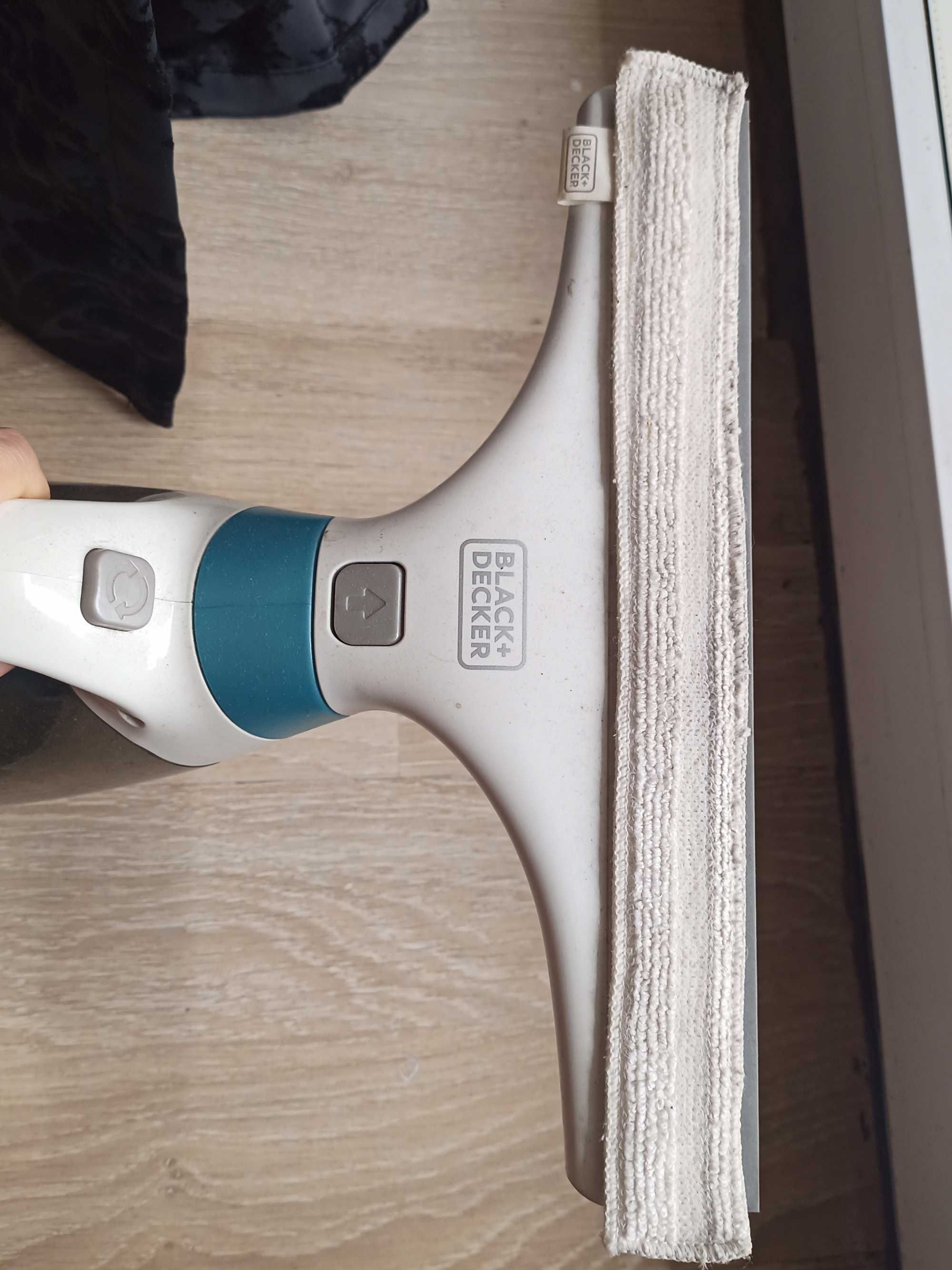 Myjka do okien BLACK&DECKER WW100