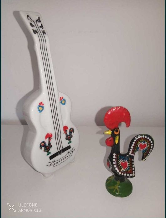 Galo Barcelos 7cm Guitarra Barcelos 13,5cm