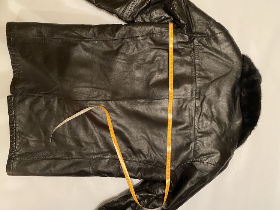 Зимова куртка чоловіча