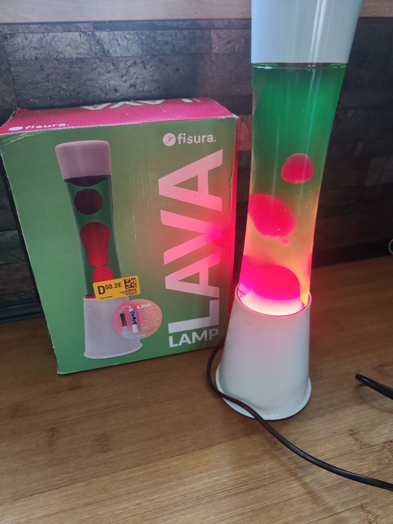 Lampa typu lawa biała