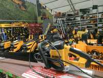 ręczna pilarka  elektryczna aligator DeWalt DWE399