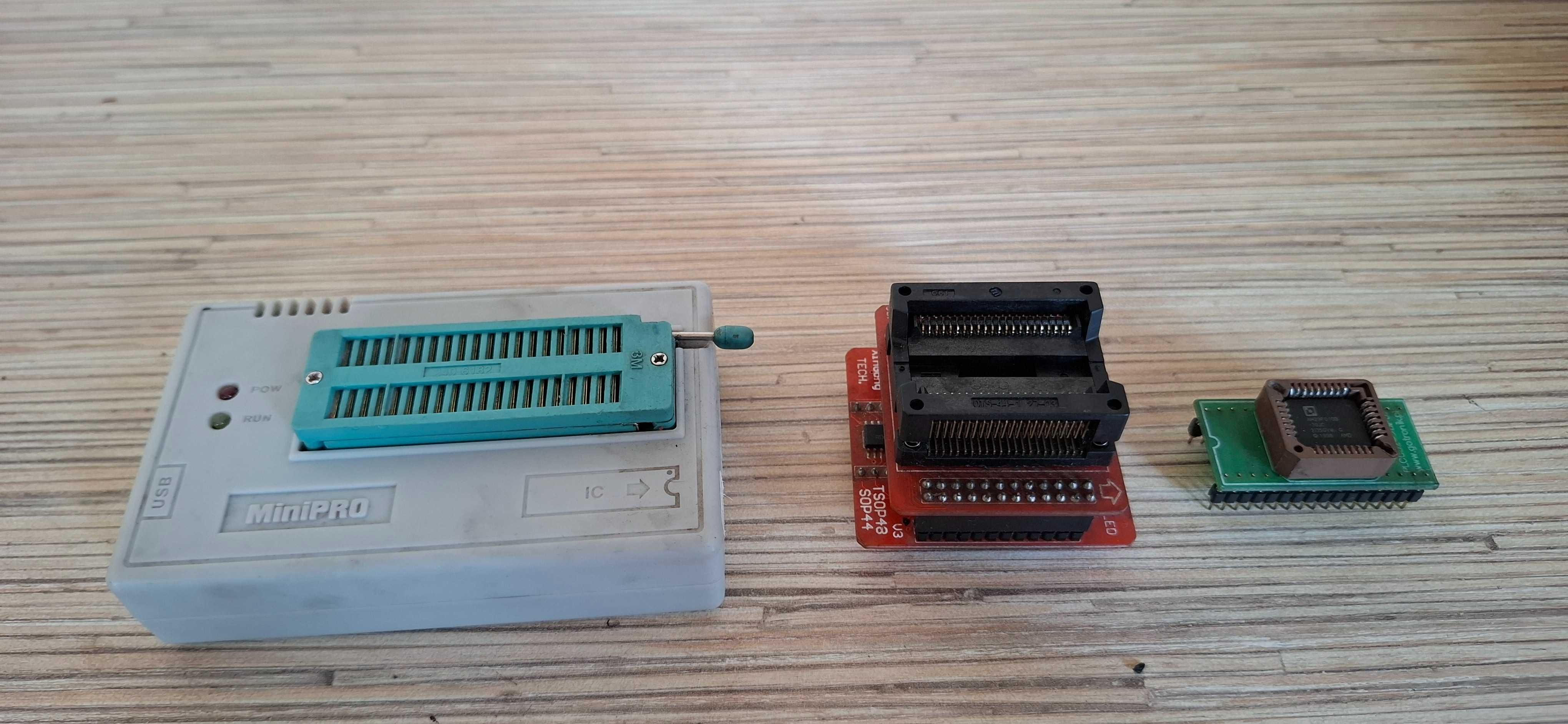 Programator MINIPRO