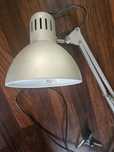 Lampa nabiurkowa Ikea srebrna