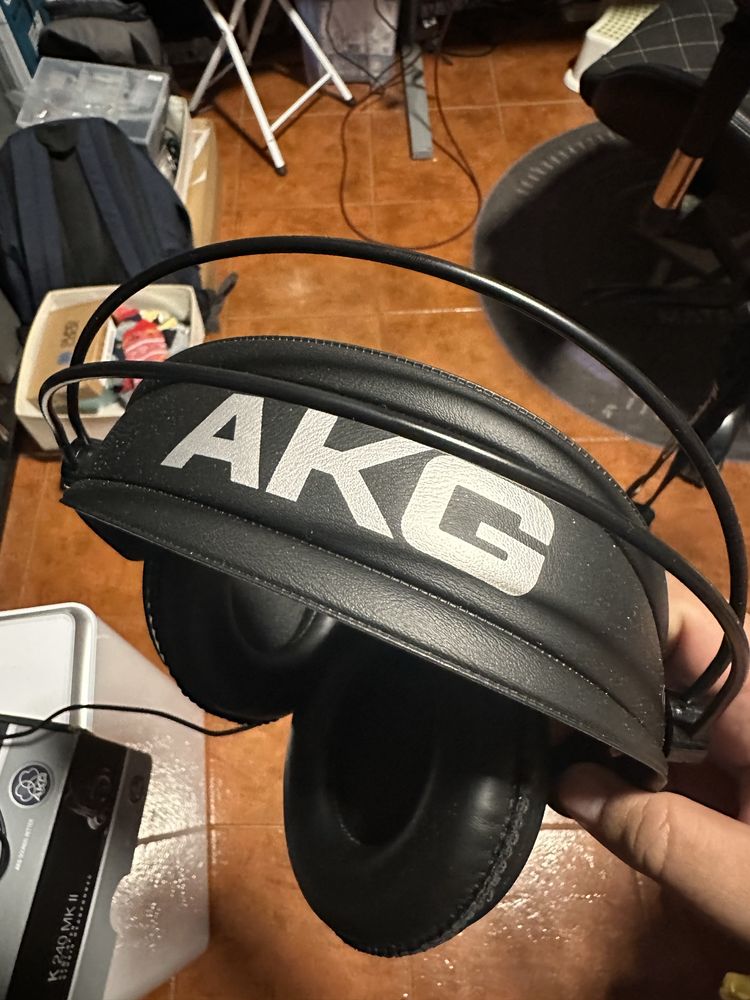 AKG K240 MKII Studio