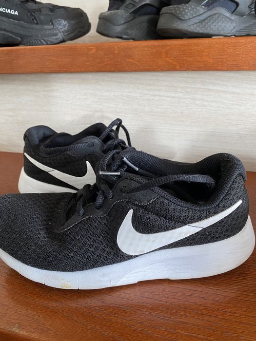Nike tanjun rozmiar 36,5, wkladka 23,5 cm stan bdb