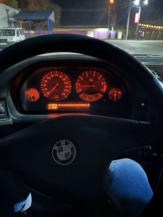 Продам BMW E34 m20b25