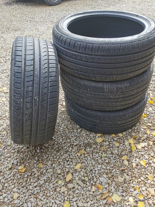 Opony 225/45 /19 j. nowe