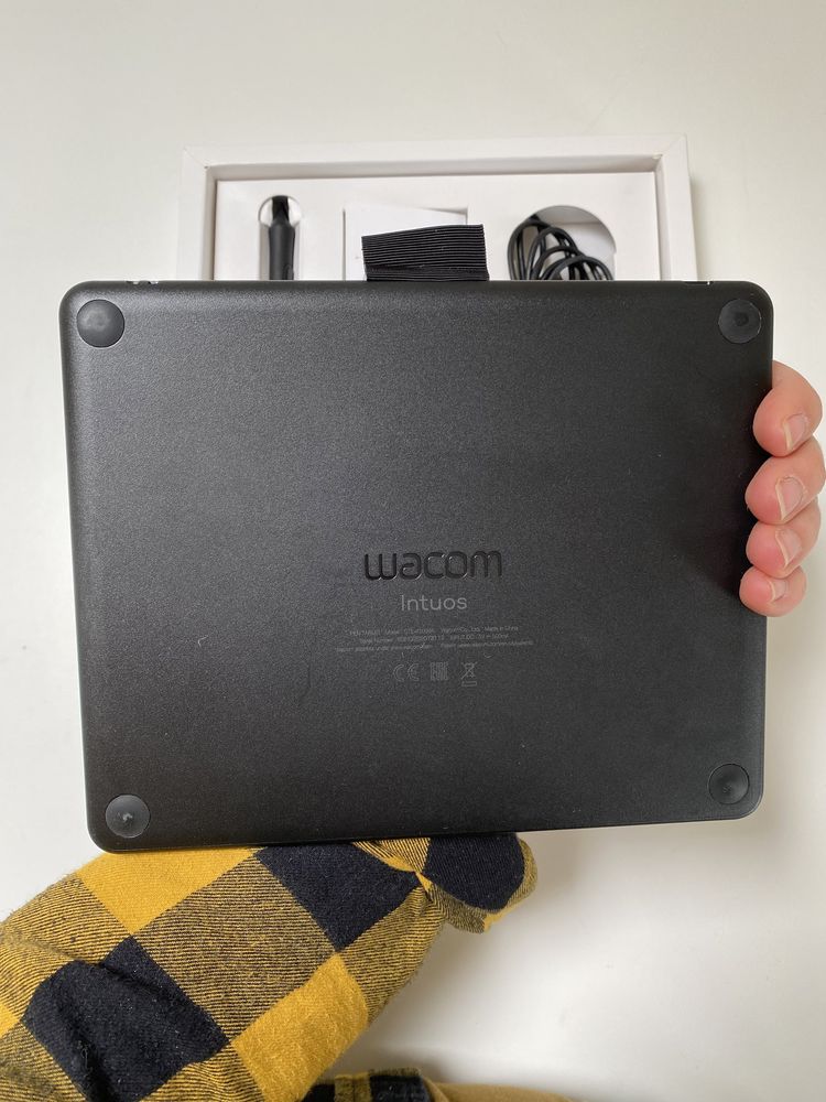 Графічний планшет Wacom Intuos S Black